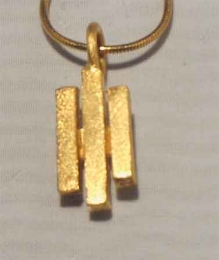 Anhänger Stäbchen goldplattiert.