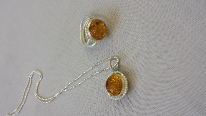 Ring " Honigmacaron"