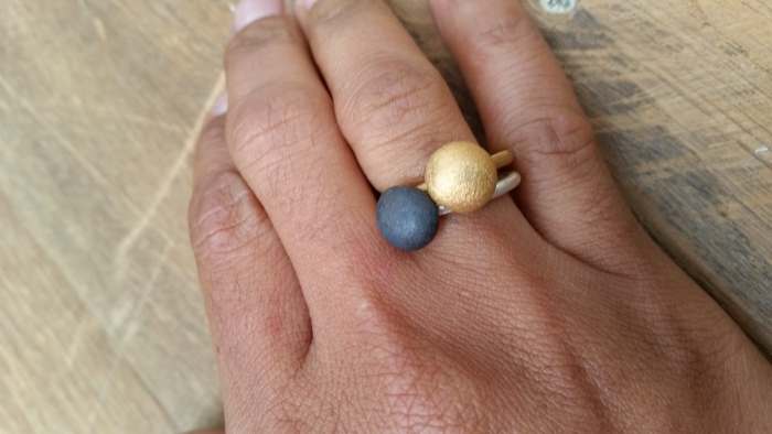 Ring "Las piedras" goldplattiert