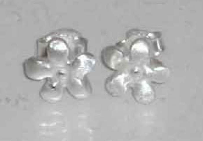 Blümchenohrstecker